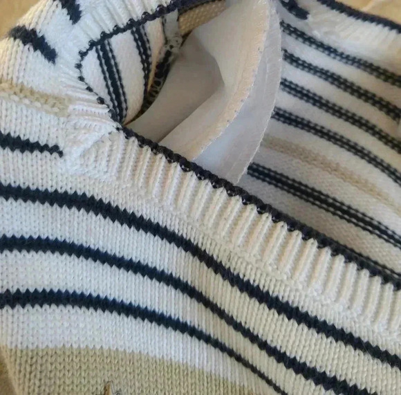 alfred dunner Sweater, Navy, Ivory, & Tan w/Silver Stars, Small - Picture 6 of 11